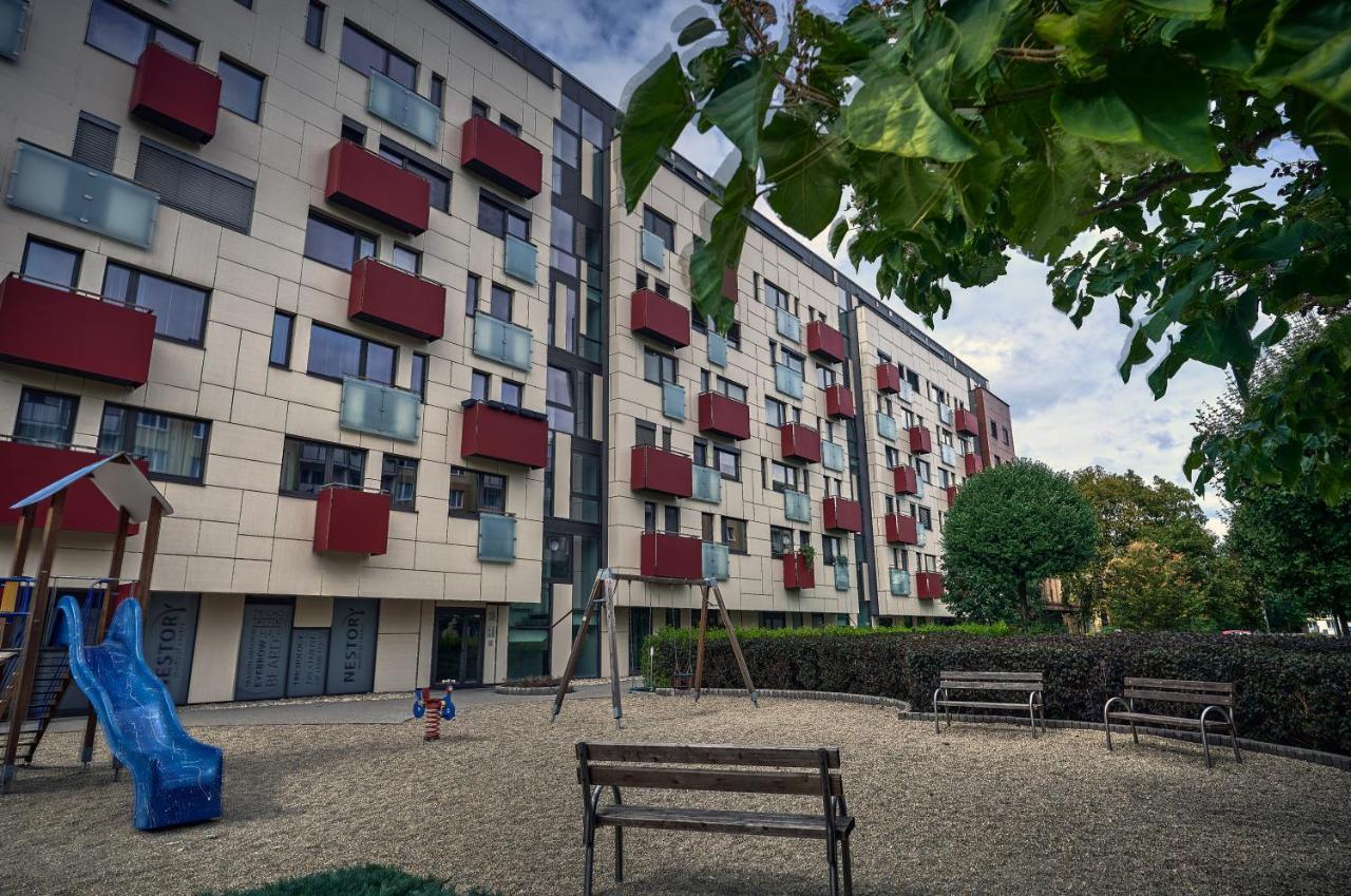 Stylovy Byt V Centre Mesta S Podzemnym Parkovanim Košice Exteriér fotografie